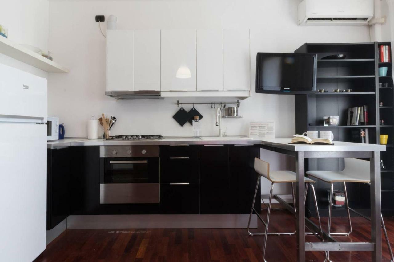 Italianway - Carrara 5 Lägenhet Milano Exteriör bild